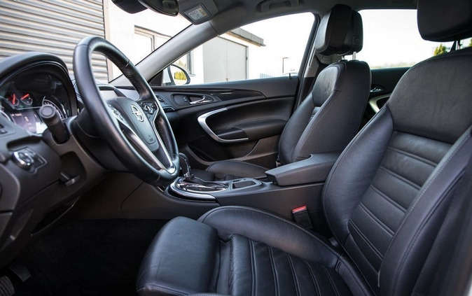Opel Insignia cena 45900 przebieg: 230000, rok produkcji 2016 z Mszana Dolna małe 154